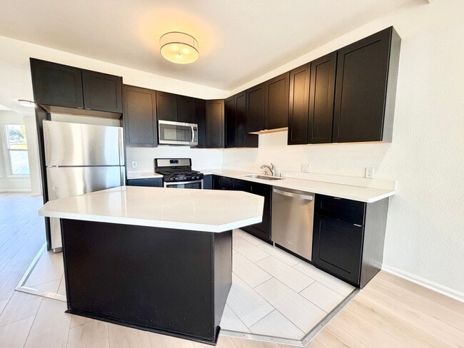 Photo - 1151 Wisconsin St Unit 1151 Wisconsin St, A