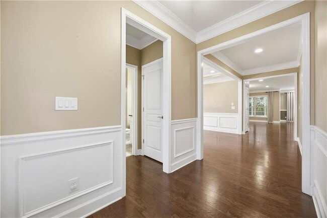 Photo - 2002 Blossom Hill Dr