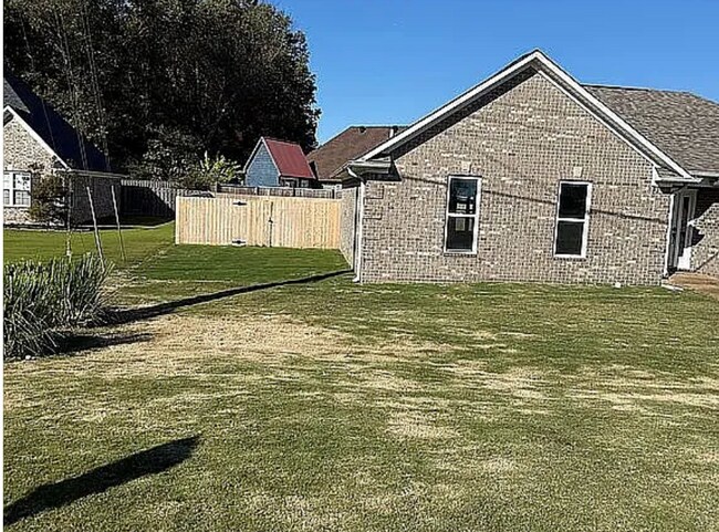 Photo - 1481 Middle School Rd