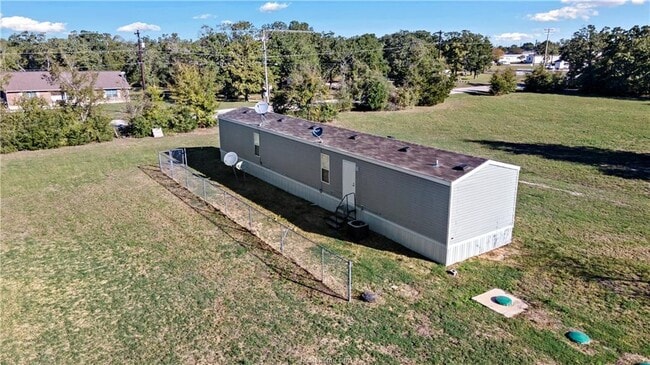 Photo - 3933 Graham Rd N