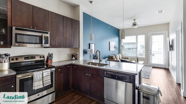 Photo - 3501 Ross Ave Unidad 5038