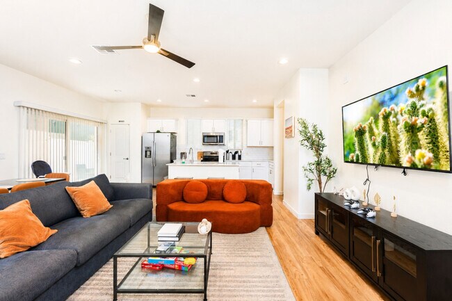 Photo - 814 E Roma Ave Unidad SI ID1540091P