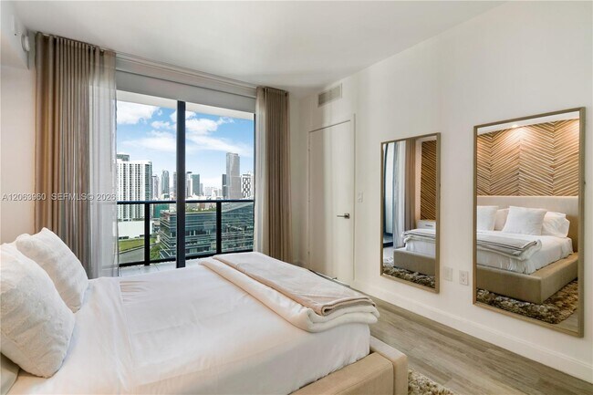 Photo - 55 SW 9th St Unit 2301