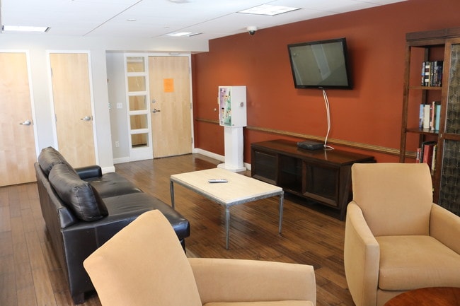 Silver Gardens Apartments