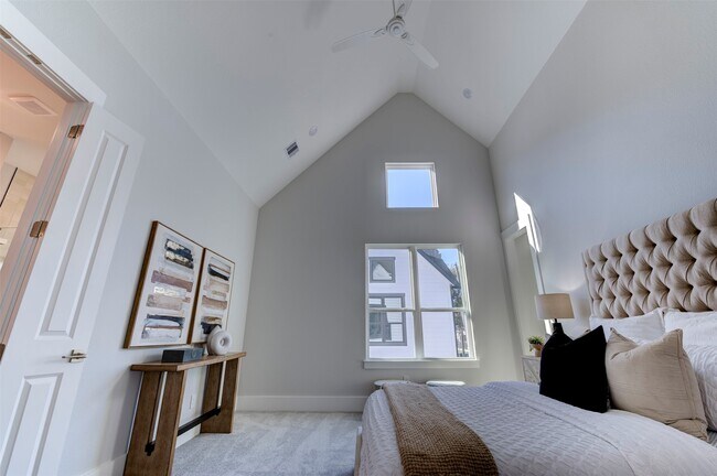 Photo - 5138 Rosslyn Rd