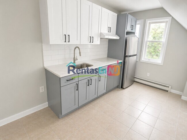 Photo - 62 N 6th St Unidad 3