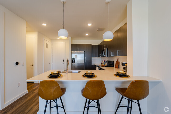 Kitchen with Modern Finishes - Midtown Highline Rental