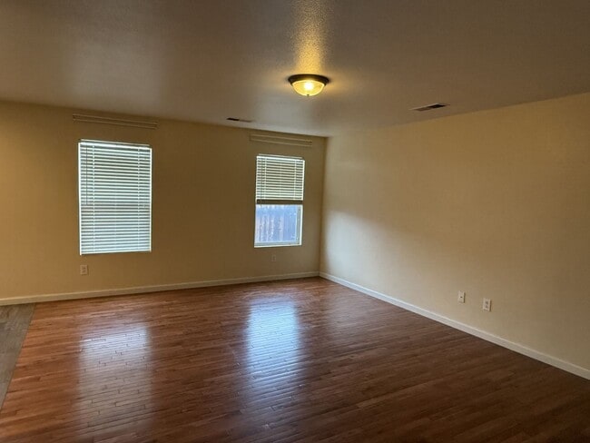 Photo - 3 bedroom, 2 bathroom-Reno/Stead area