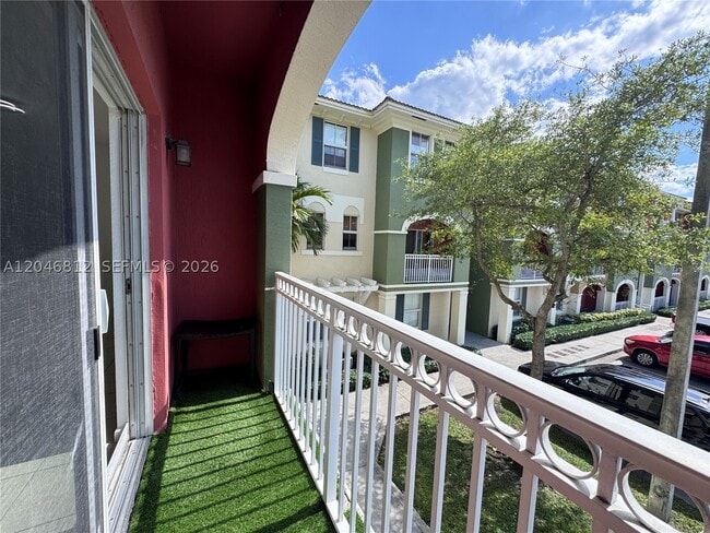 Photo - 11102 NW 83rd St Unit 203