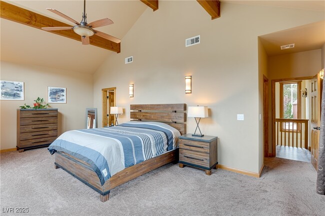 Photo - 3935 White Fir Way