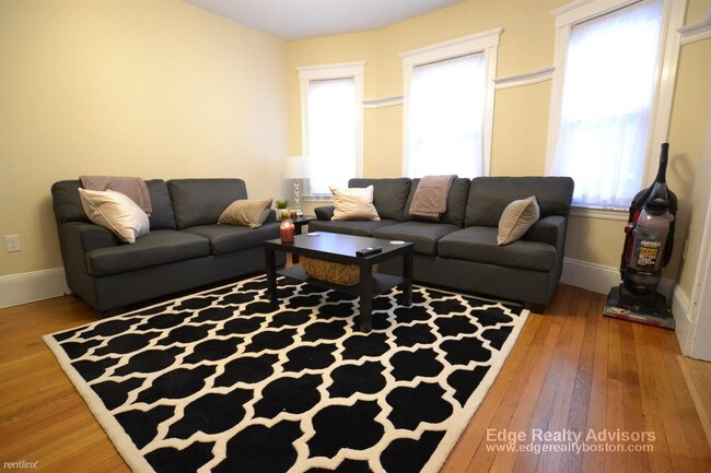 Photo - 3 br, 2 bath  - 28 Matchett St