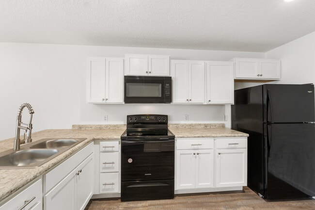 Photo - 34 Pine St Condo Unit #B,  B