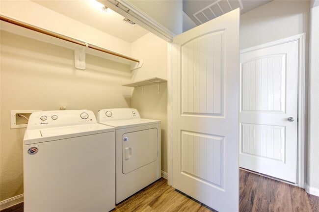 Photo - 3566 Paganini Pl