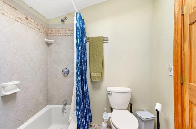 Photo - 56 Hillside Ave Unit SI ID1516248P