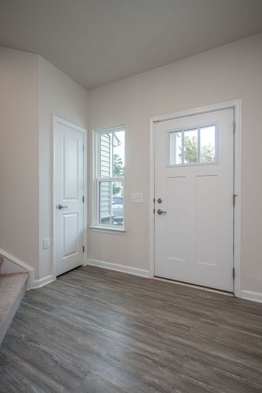 Photo - 351 Capeside Ct