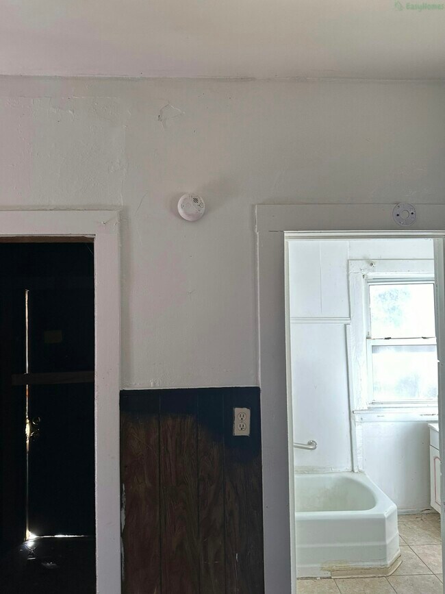 Photo - 1507 S Livingston St