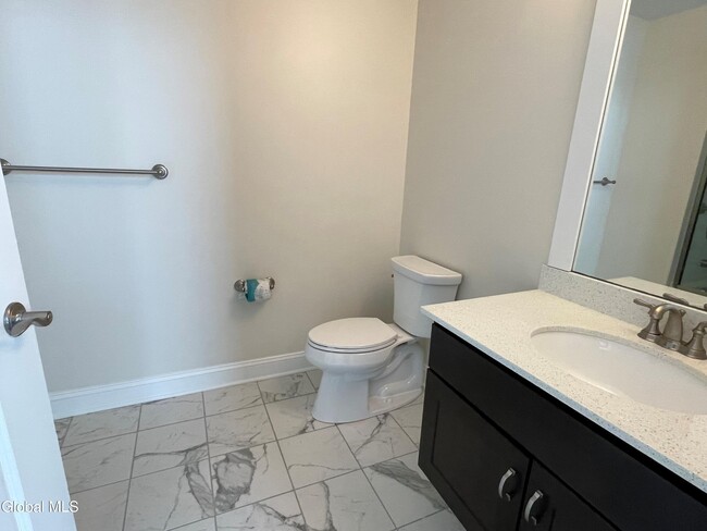 Photo - 233 Lake Ave Unidad 227