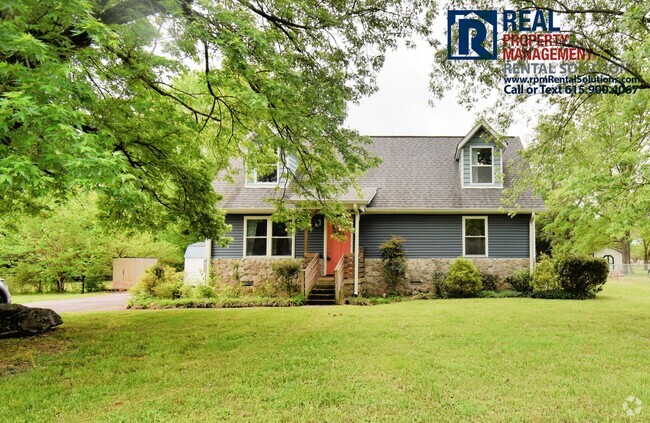 Building Photo - Great 3 bd 2.5 ba with Washer/Dryer includ... Rental