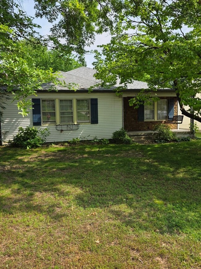 Great 3 bed 2 bath in the beautiful Meadow... - Great 3 bed 2 bath in the beautiful Meadow... House