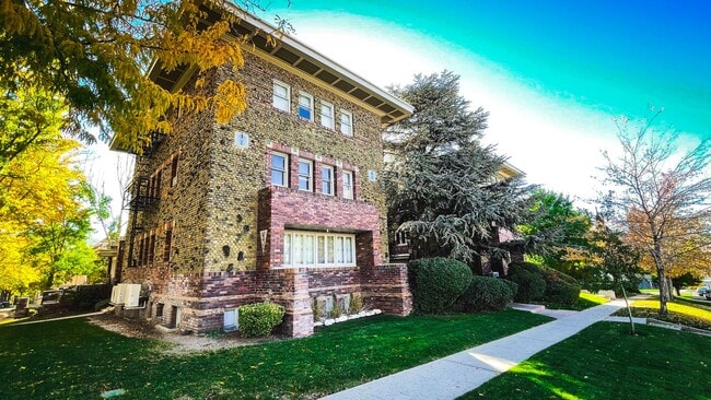 Building Photo - 1 Bedroom 1 bath Condo in Historic SLC bui... Unit 17