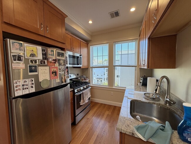 Photo - 9 Marney St Unit 3