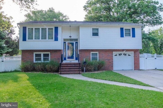Photo - 91 2nd St House