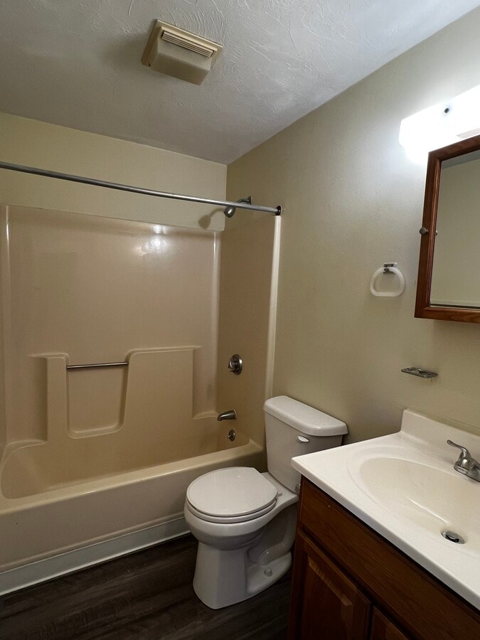 Photo - 15 Blossom St Unit 5