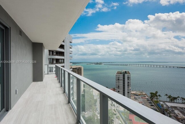 Building Photo - 1451 Brickell Ave Unit 2103