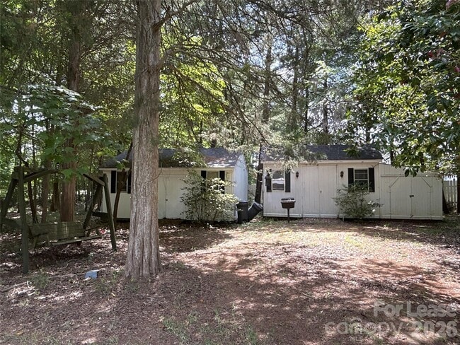 Photo - 2039 Vista Rd