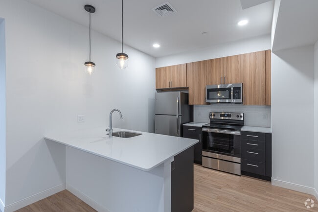 3 BR, 2 BA - 1210SF - Kitchen