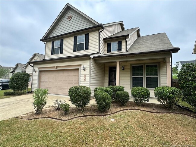 Photo - 350 River Oak St