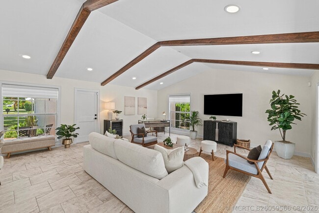 Photo - 1401 Hummingbird Dr
