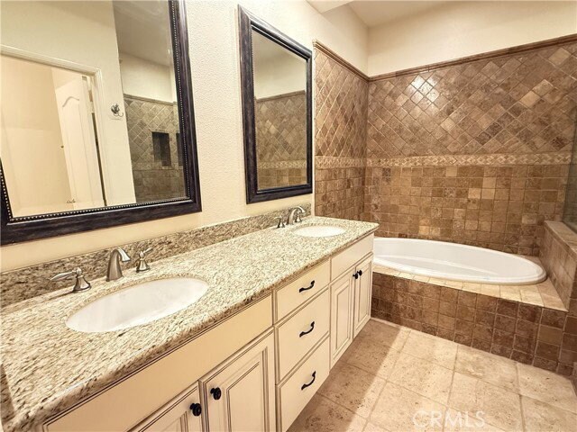 Photo - 200 Paris Ln