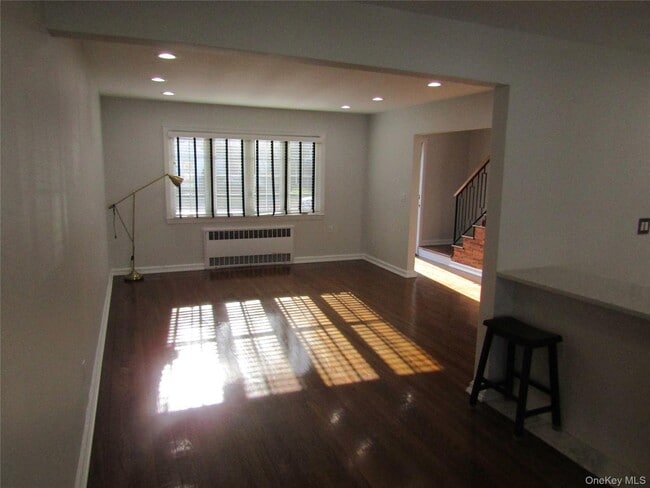 Photo - 321 Redmont Rd