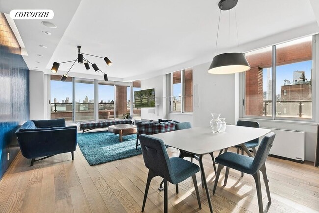 Photo - 101 W 79th St