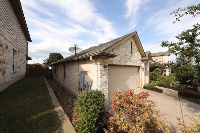 Photo - 1813 Slate Creek Dr