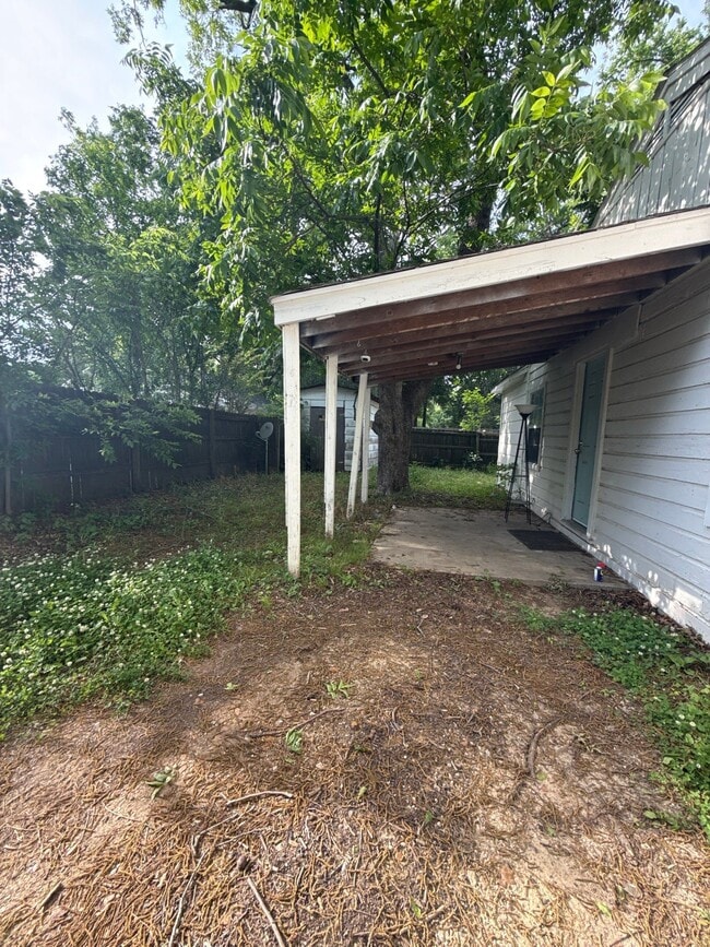 Photo - 110 Lookout Ave