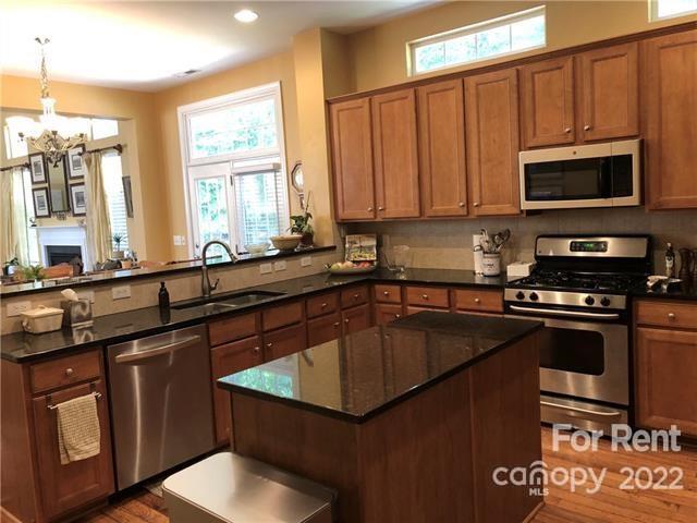 Photo - 14027 Grand Traverse Dr