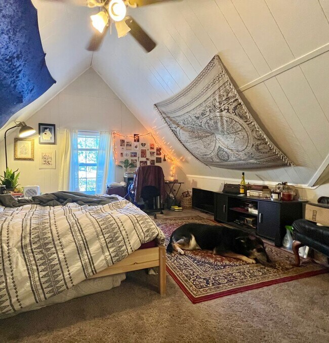 Photo - 101 S Meridian St House