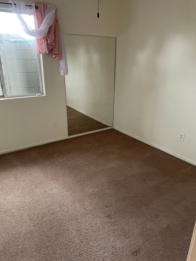 Photo - 3 BEDROOM SINGLE STORY HOUSE IN A CUL DE SAC