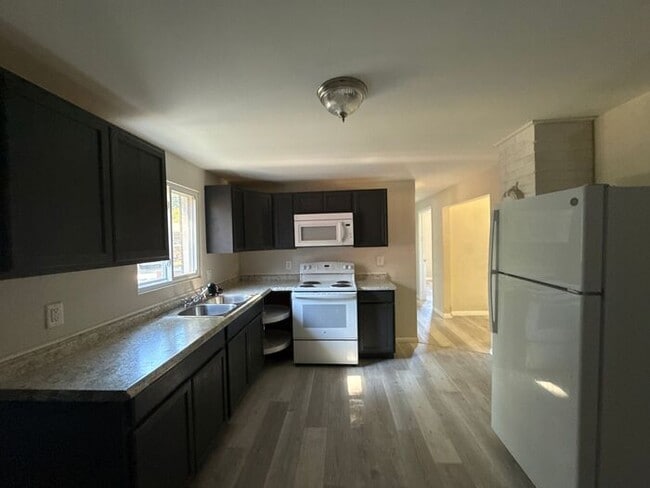 Photo - T.R. Lawing Realty Property