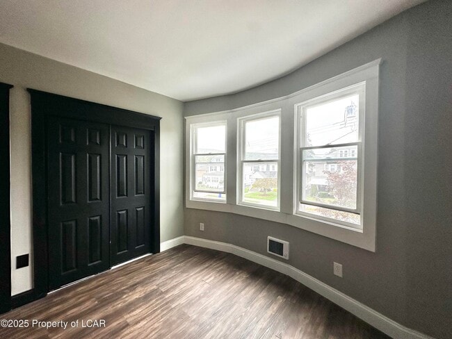 Photo - 44 Shoemaker St