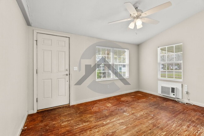 Photo - 2013 Independence St