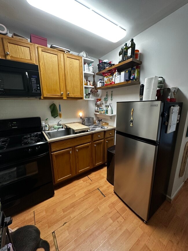 Photo - 1126 N Olden Ave