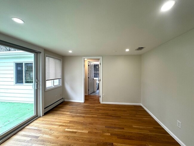 Photo - 115 Grove St