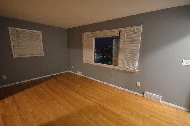 Photo - 28 Riverside Dr