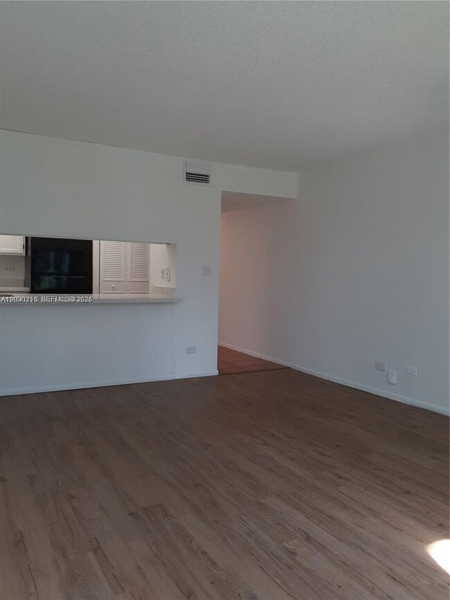 Photo - 3670 Inverrary Dr Unit 2M