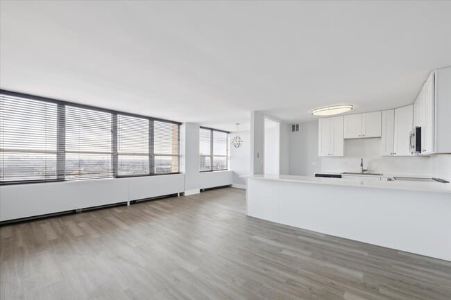 Photo - 655 W Irving Park Rd Unit 2503