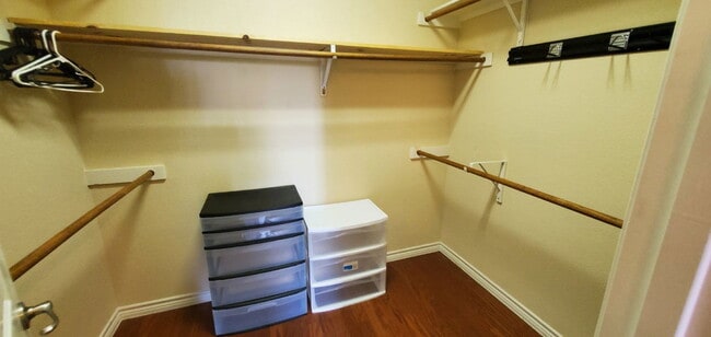 Photo - 950 Henderson St Unit 1304