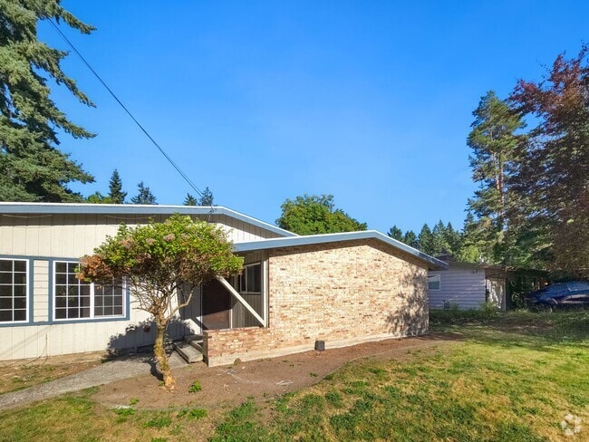 Building Photo - Charming Rambler Retreat Near Robinswood Park Rental